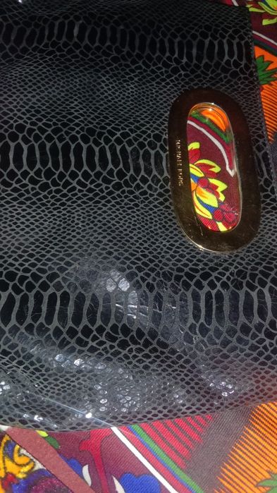 Клатч. От бренда Michael Kors