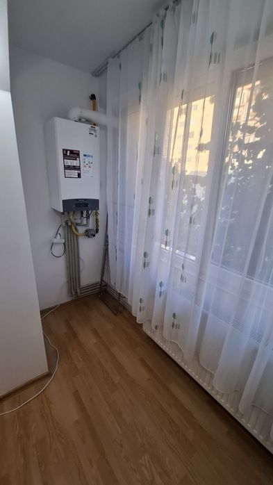 Apartament 2 camere decomandat  de  închiriat