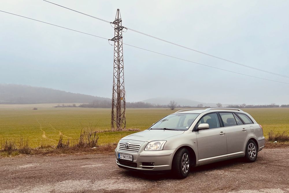Toyota Avensis, T25