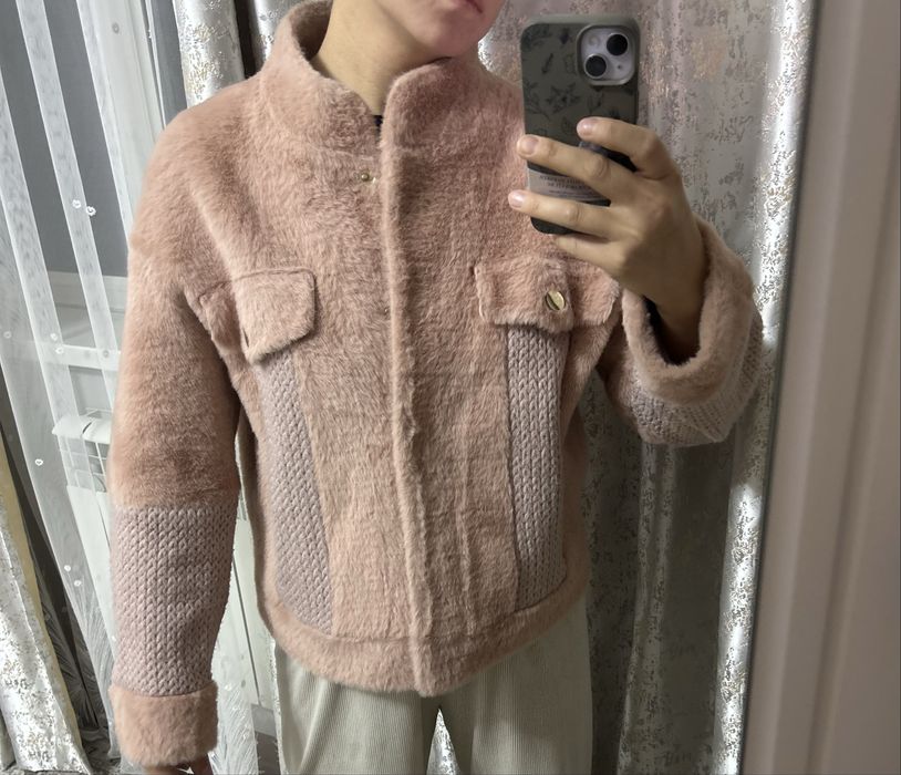 Продам бомбер куртка