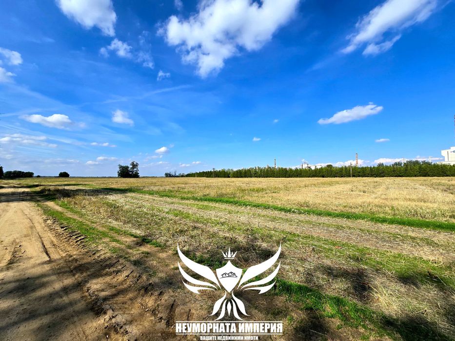 Продавам парцел 1471кв. гр.Куклен преди КЦМ на четвърта линия