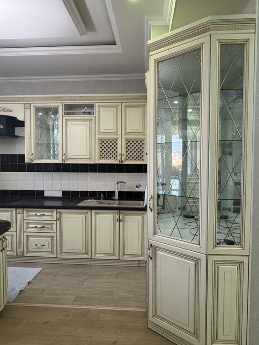 Продается кухонный гарнитур