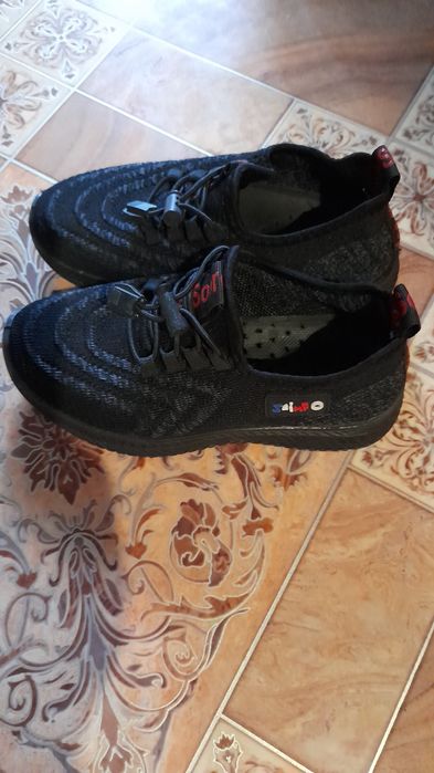 Продам  обувь на мальчика