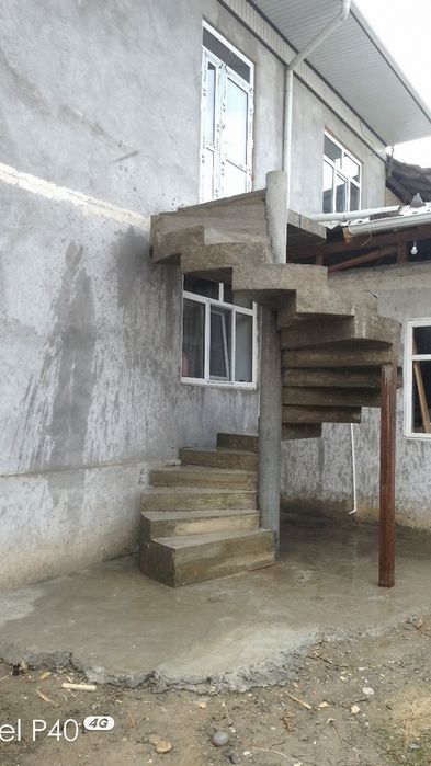 Zina poyalar taxlaymiz betondan