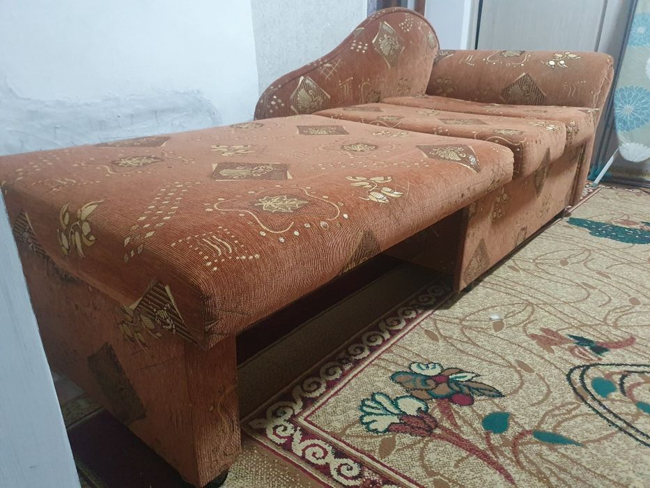 Прлдам кресло-тахта