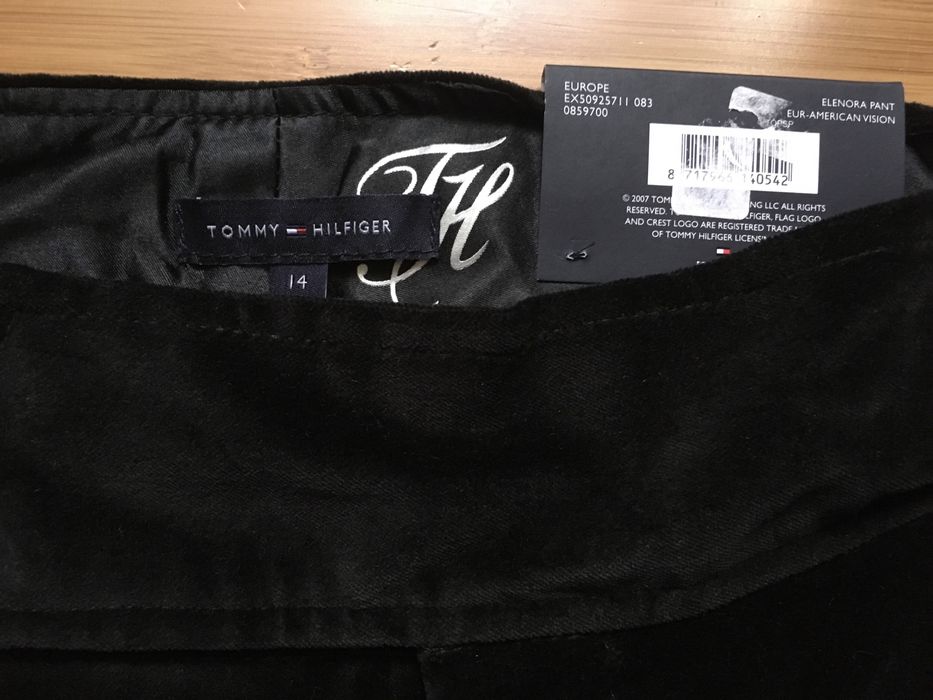 Tommy Hilfiger kid’s velvet trousers