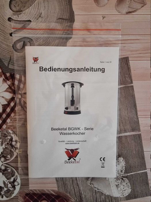 Fierbator profesional Beeketal BGWK30 vin fiert, ceai, apa 30 litri