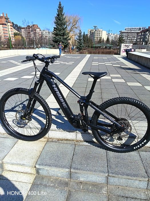 Vând bicicletă electrică full-suspension 2024
