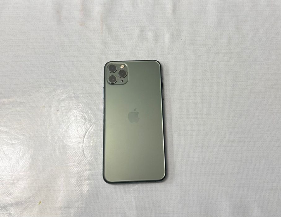 Продам айфон 11 про макс!