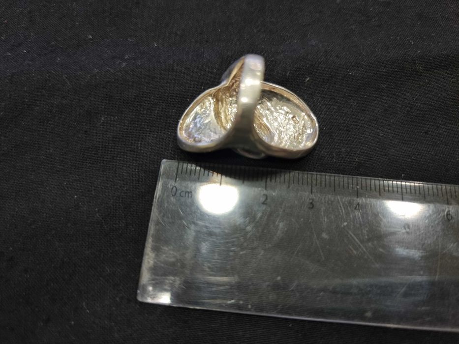 Масивен дамски сребърен пръстен 10.24 гр.