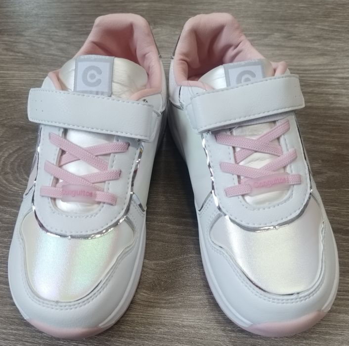 Нови детски боси светещи маратонки