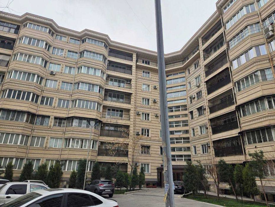 3-комнатная 193 м² в ЖК Jangoh, метро Гафур Гулям`