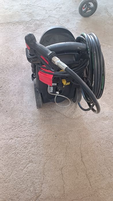 Karcher HD 6/15 sotiladi