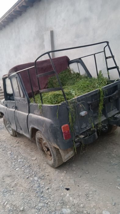 Uaz sotiladi holati yaxshi 4 ta balon yangi