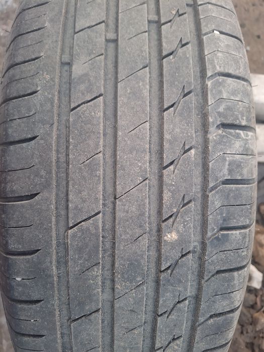 Продам диски с шинами KIA