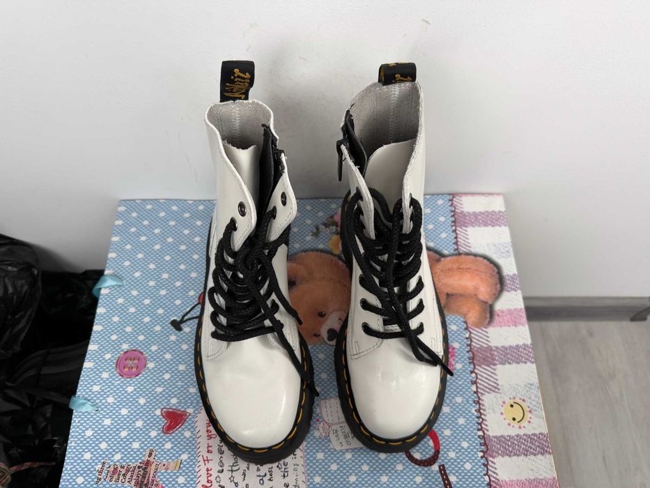 DR.MARTENS Jadon''оригинални дамски боти 36 номер