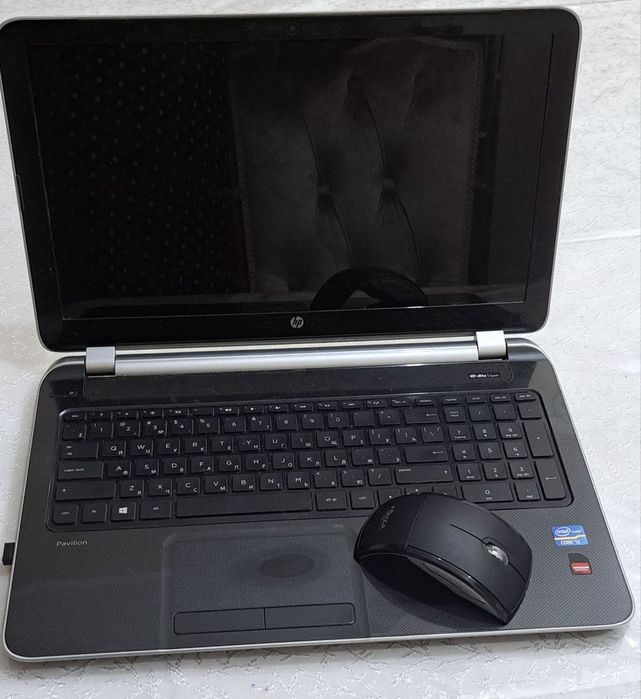 Ноутбук hp в хорошем состоянии