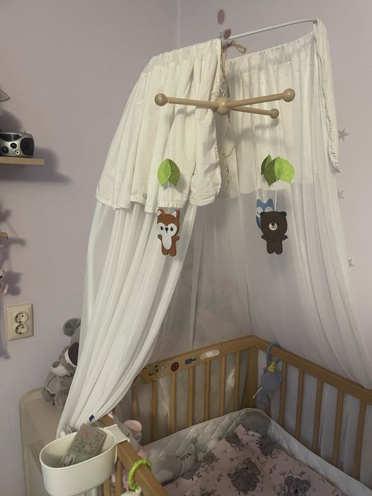 Бебешка кошара дървена