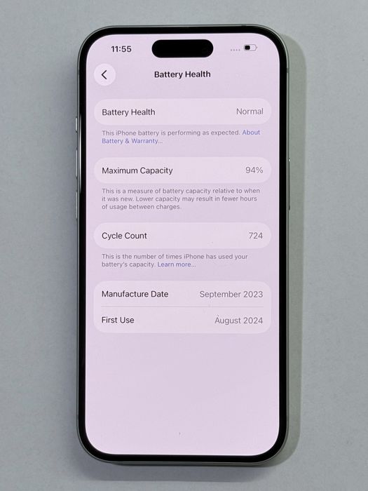 iPhone 15 Green 94% battery