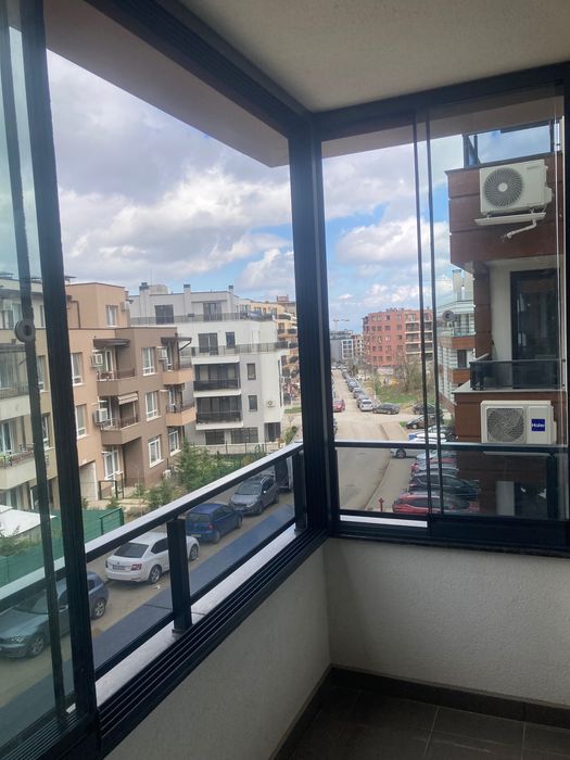 Безпрофилно остъкляване