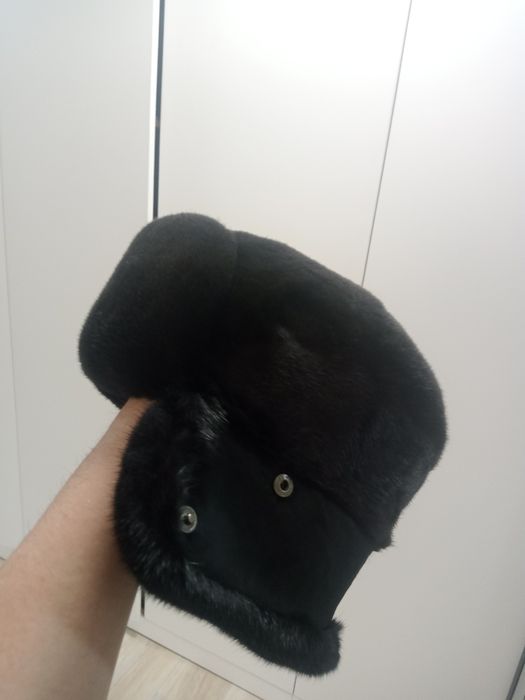 Продам зимню мужскую ушанку