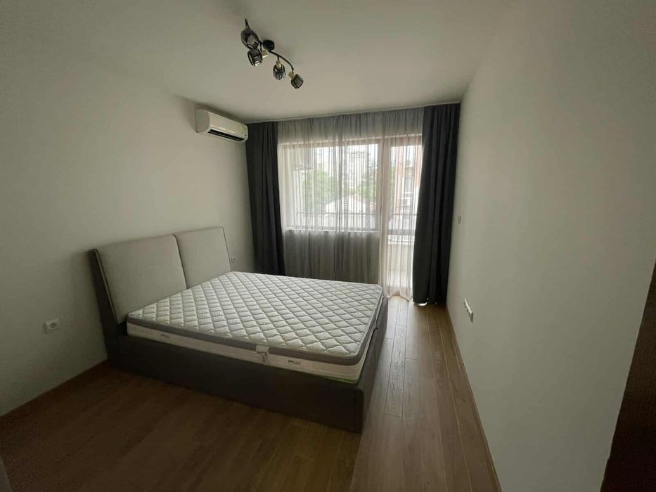 Тристаен апартамент в района на Център!