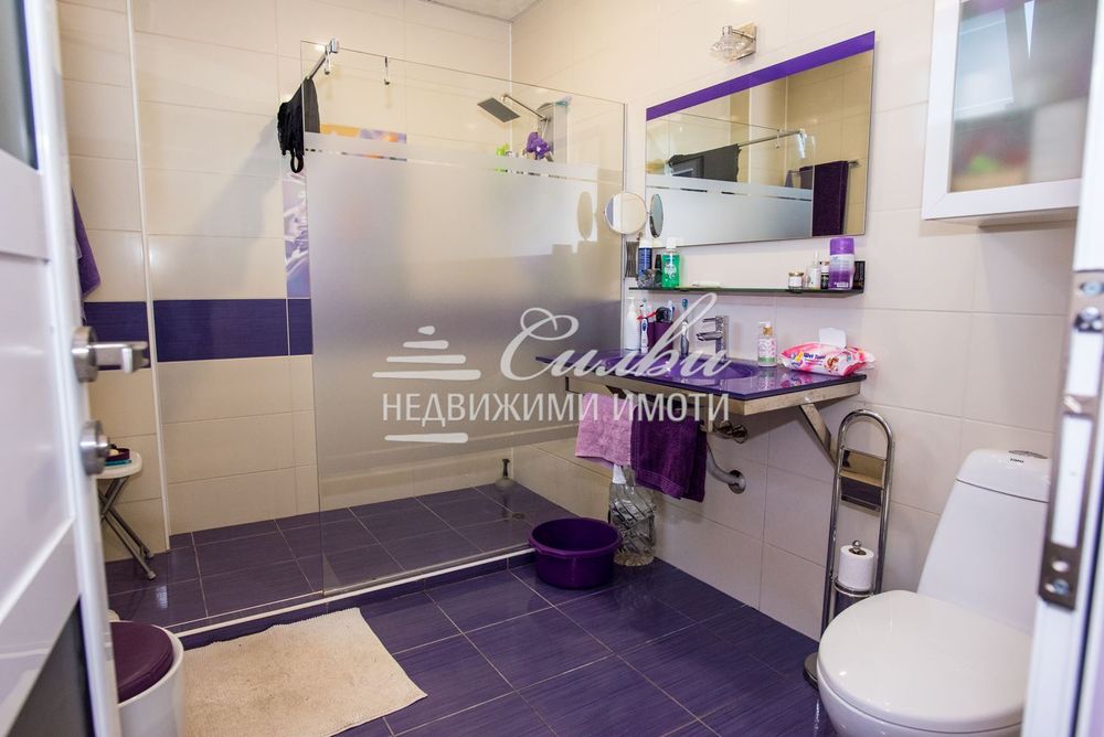 Продава се Къща в Шумен, Болницата - 240 кв.м за 893 €/кв.м - Снимка #11