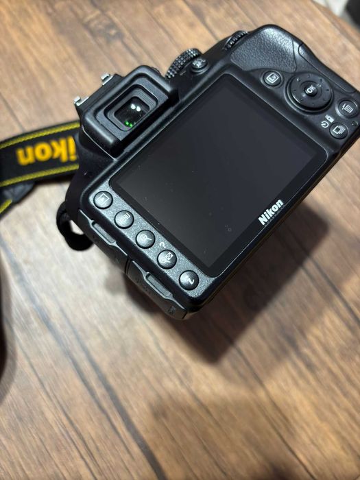 Nikon D3300 + Nikkor 50mm f/1.4G AF-S + accesorii – kit complet DSLR