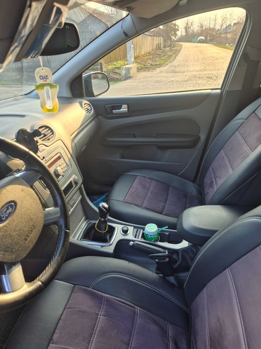 Vand ford 2006,foarte bine intretinuta