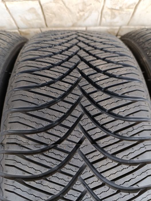 Всесезонни гуми Goodride 225/45/17 dot 2025