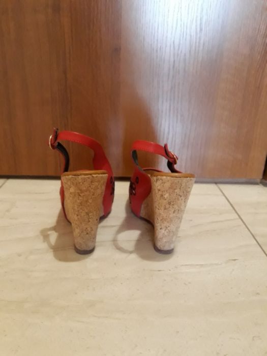 Дамски сандал 40 номер