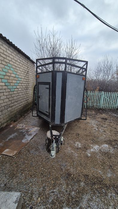 Коневозка прицеп