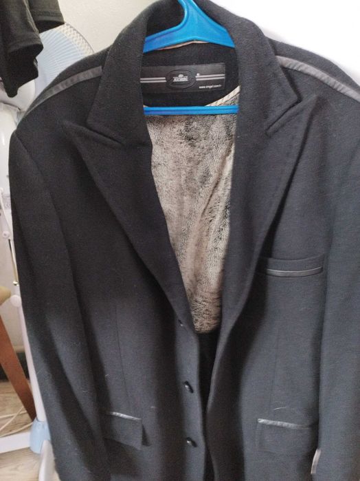 Продам пальто мужское