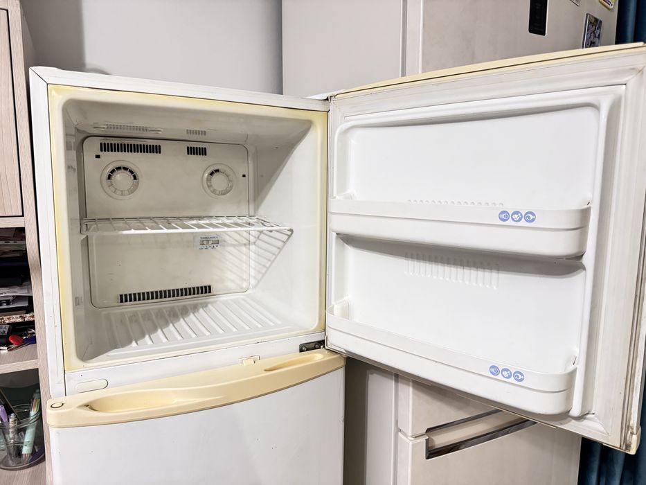 Холодильник LG electrocool продам в хорошие руки