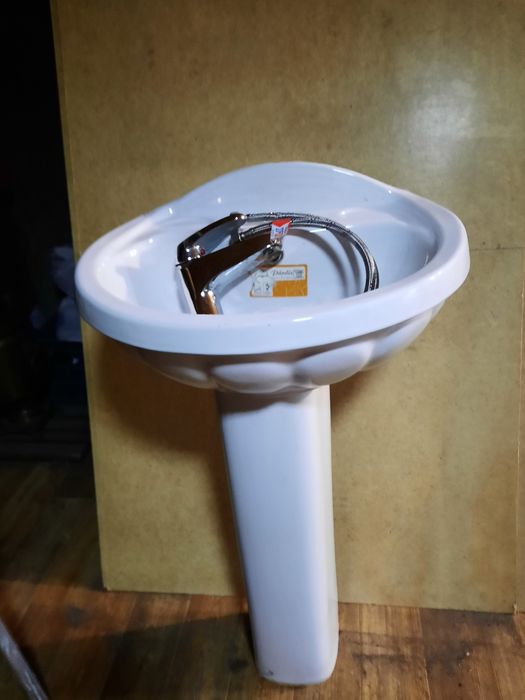 Раковина в хорошем состоянии для удобства в вашем доме для уюта вашего