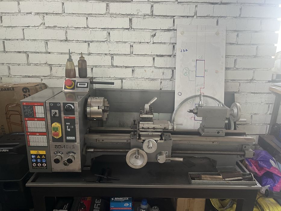 Продается токарный станок BD-10VS
