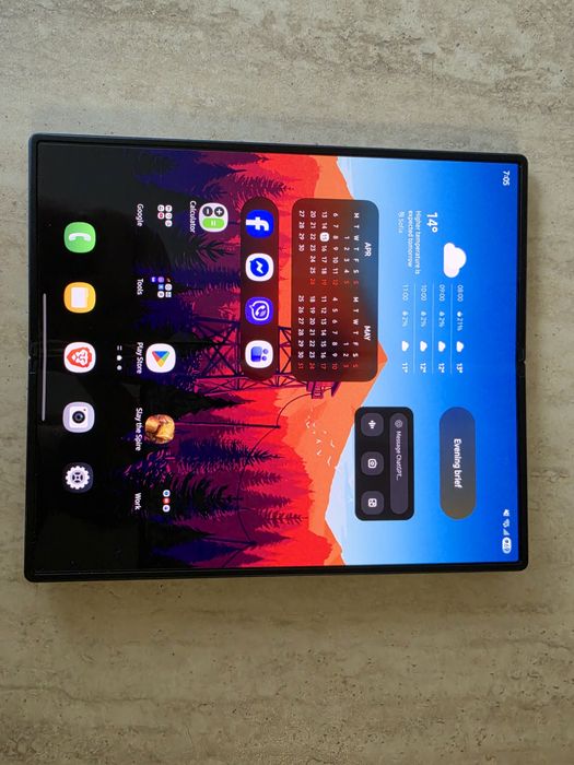 Samsung Z Fold 6 256GB Гаранция!