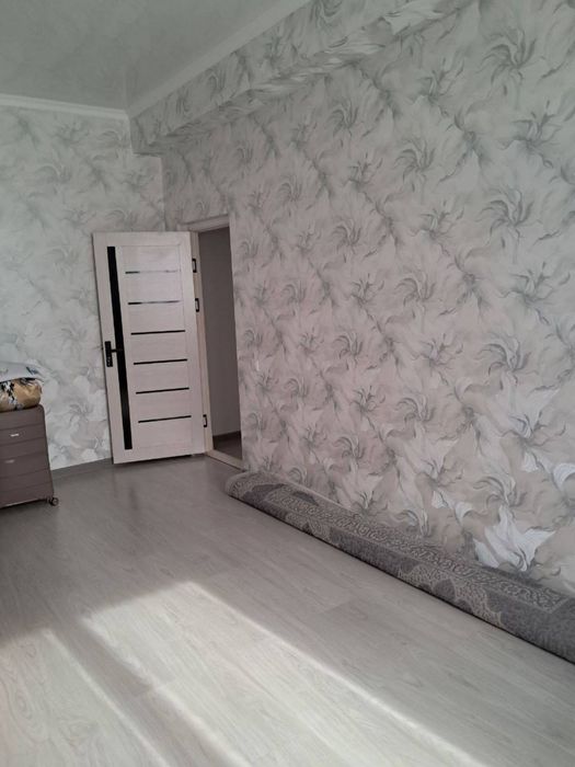 Sharq kolso tomondan 1xonalik tayyor kvartira sotiladi №27