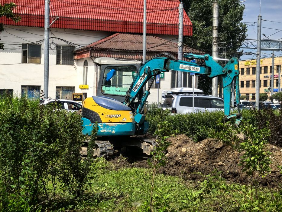 Услуги мини-экскаватора аренда трактор