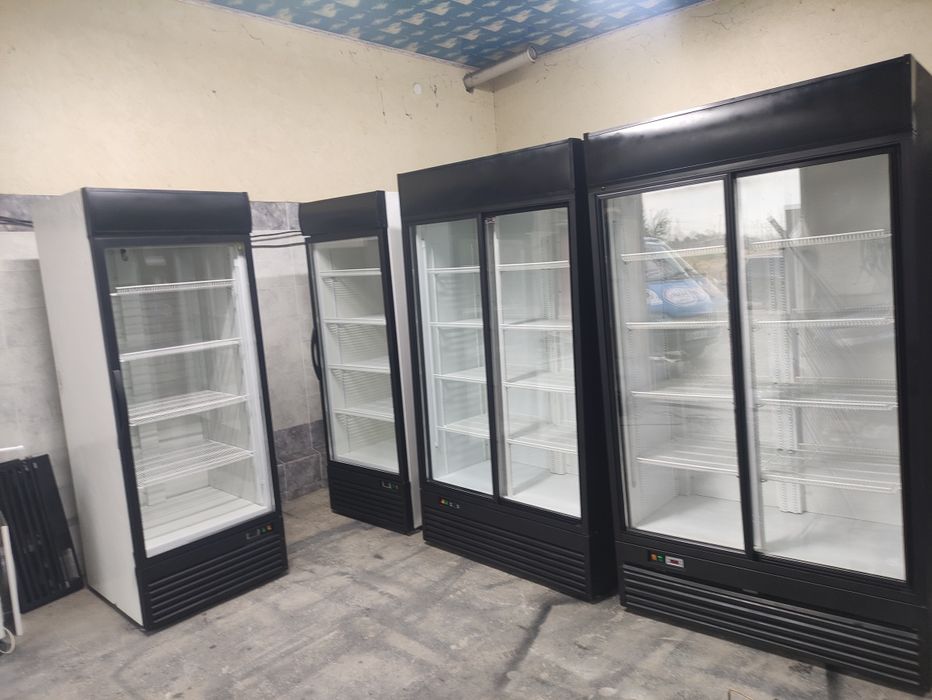 Витринный холодильник