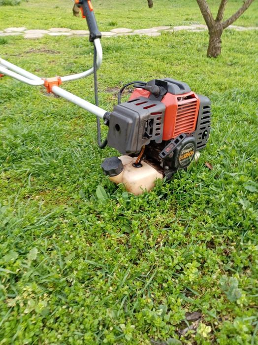 Христорез/тример за трева вики