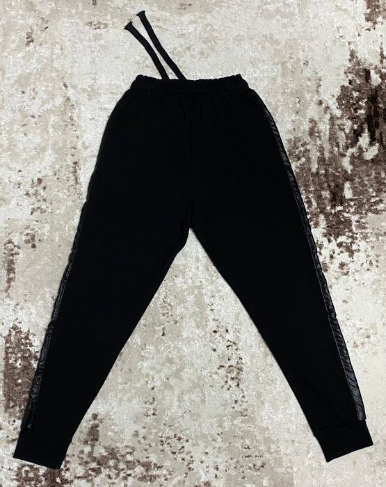 Vând compleu nou de bărbați Made by Society