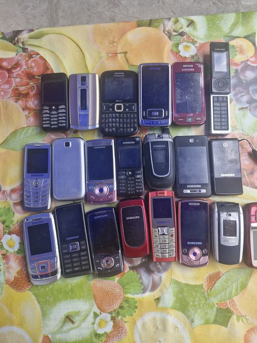 Telefoane cu butoane