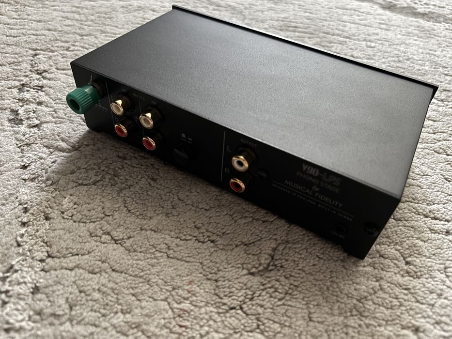 Musical Fidelity V90-LPS – phono preamplifier MM/MC – impecabil