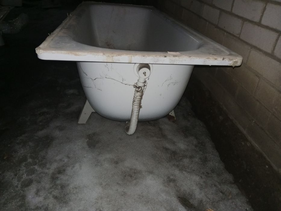 Продам ванну стальную