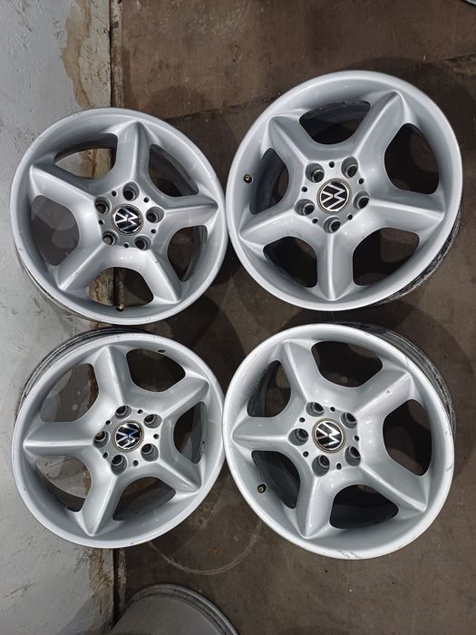 Диски R17 5x120 на Volkswagen T5, T6.