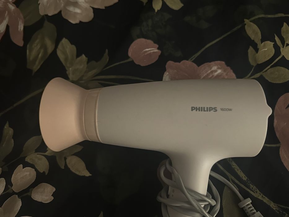 Uscător de par Philips BHD308/30 1600w LIVRARE GRATUITA