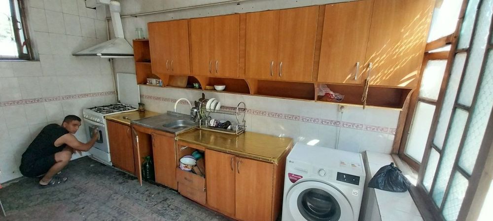 Ogil bollarga sheriklikka uchastka 850000som.Chorsu.Beruni metro.yaqin