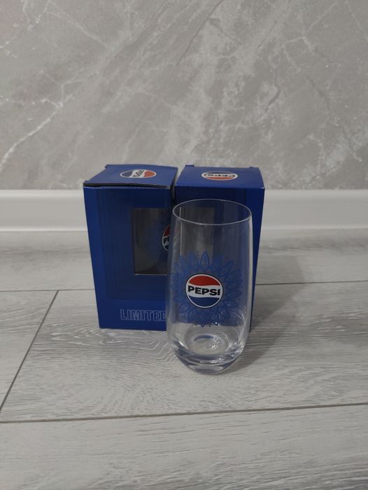 Pepsi stakanlar yangi holatda