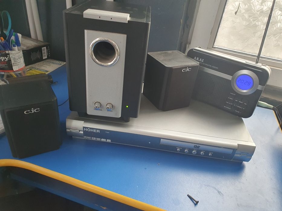 Sistem Cjc + dvd Hoher+radio Akai cu stick